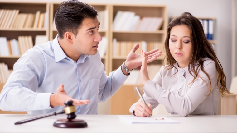 What Not to Do in a Pasadena Divorce